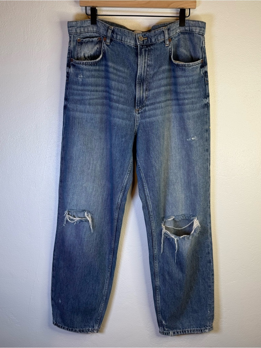 Zara Distressed Classic Mom Jeans